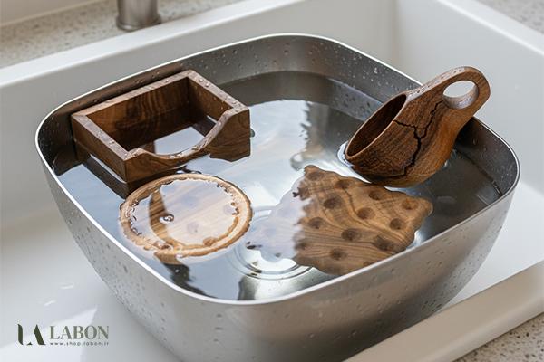 شستن ظروف چوبی